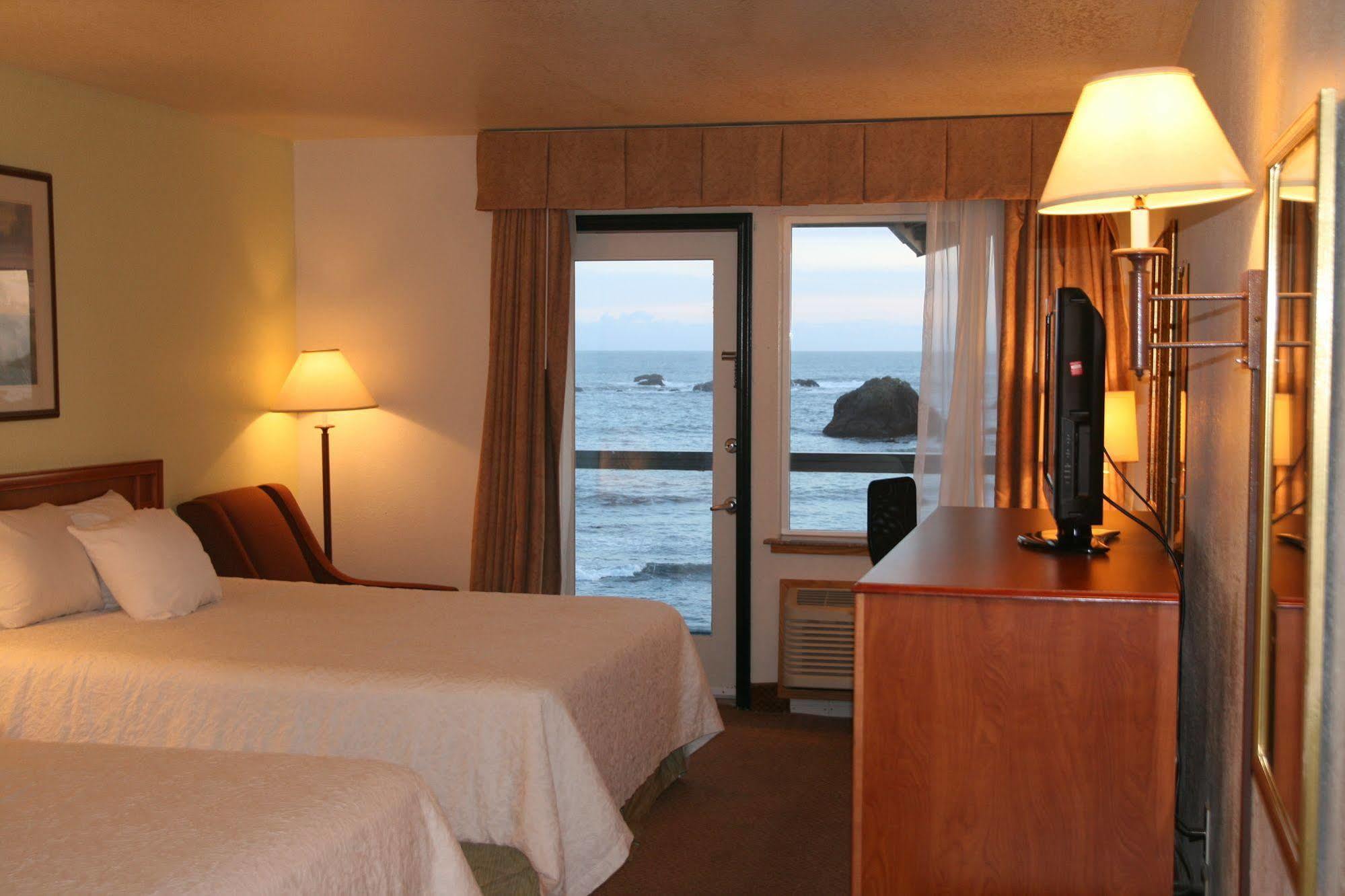 Oceanfront Lodge Crescent City Extérieur photo