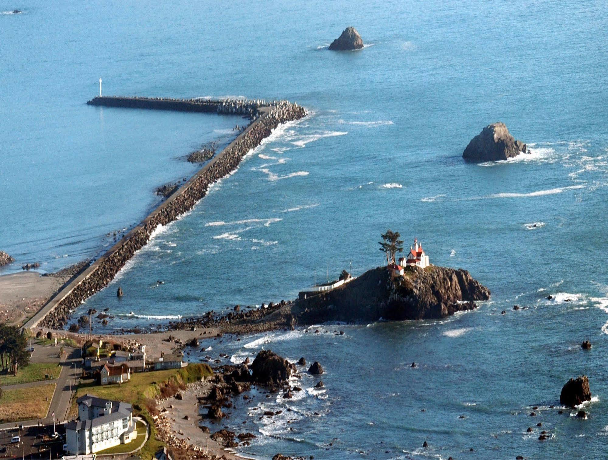 Oceanfront Lodge Crescent City Extérieur photo